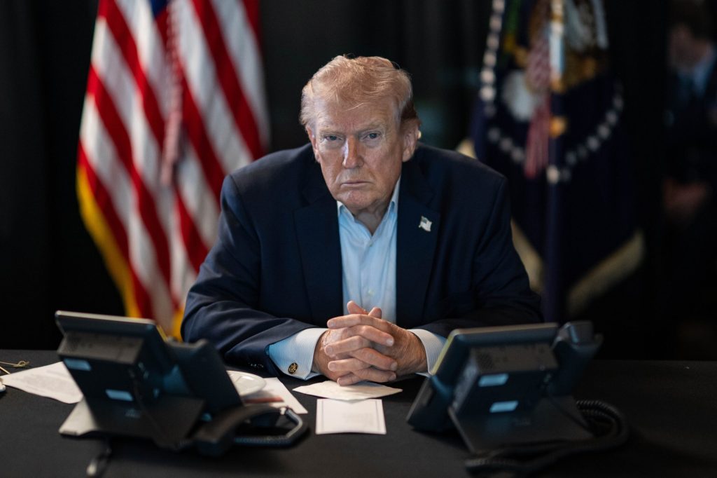 Trump schimbă schema de vaccinare a copiilor: mai puține imunizări. Ce se întâmplă cu ROR?