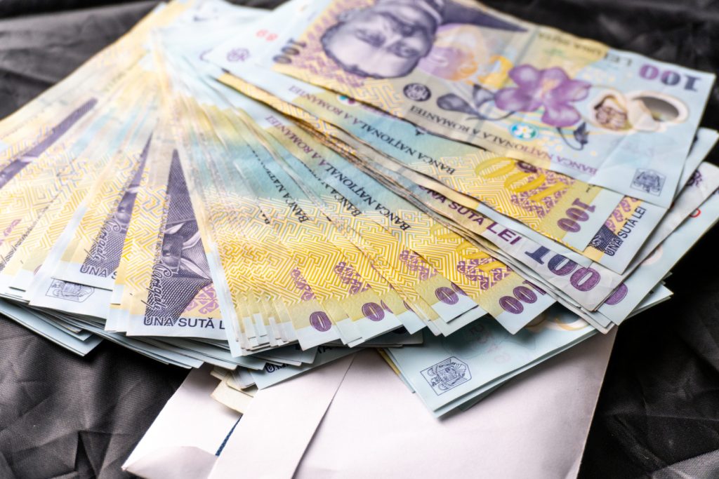 Partidele politice au primit, în luna august, subvenţii de peste 15,4 milioane de lei, potrivit datelor Autorității Electorale Permanente / PSD, AUR și PNL ocupă primele trei locuri