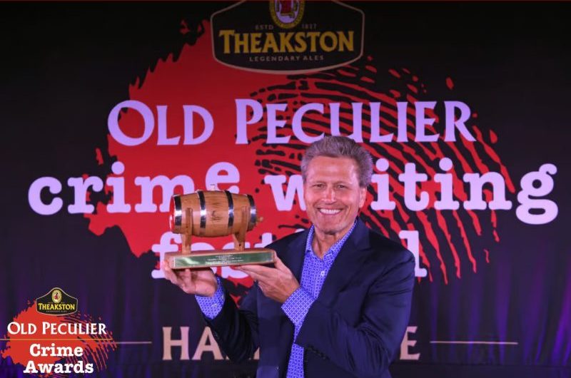 Unul dintre cei mai mari autori de thriller ai lumii, publicat în România la Crime Scene Press, primește prestigiosul Theakston Outstanding Contribution Award 2026