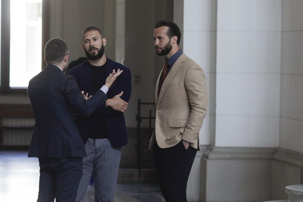 Frații Tate vor să iasă din arest. Procurorii britanici avertizează: Pot fugi și intimida martorii