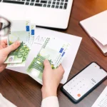 INS: Câştigul salarial mediu brut a atins, în iunie, 9.564 lei, cu 81 lei mai mult decât în luna mai / Activităţile de programare şi cele de consultanţă în tehnologia informaţiei, cele mai bine plătite