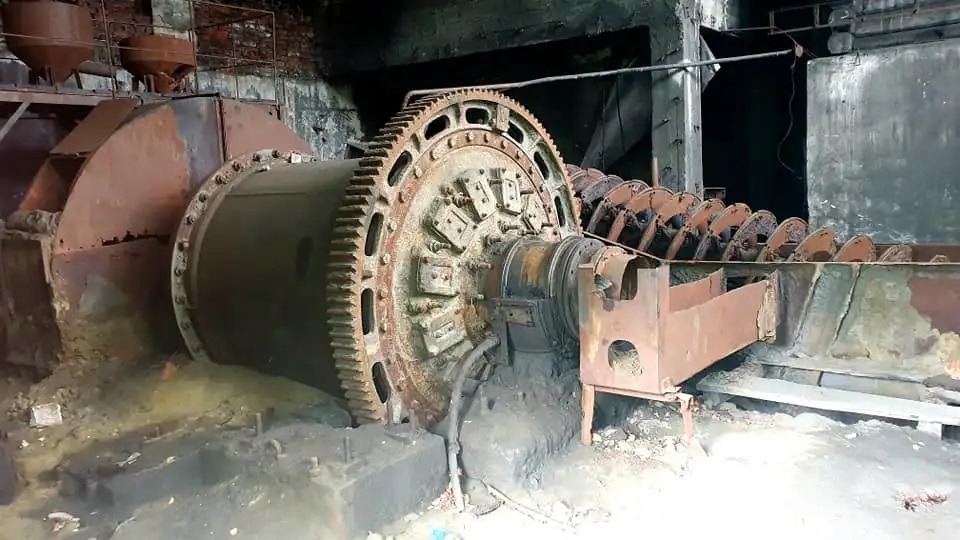 Ministrul Apărării: Exploatarea de grafit de la Baia de Fier va fi redeschisă