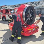 Incendiu la o hală de producţie a pieselor auto din Parcul Industrial 1 din Oradea/ Aproape 80 de angajaţi au ieşit singuri din clădire în momentul izbucnirii incendiului/ Nu s-au înregistrat victime, ci doar pagube materiale - FOTO