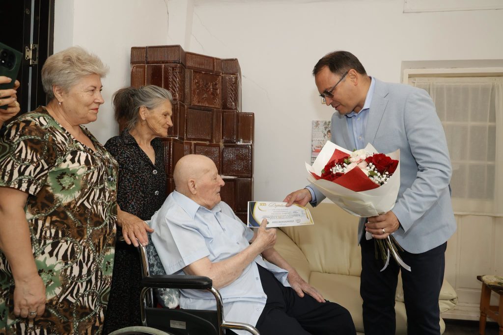 Focșănean premiat la împlinirea unui secol de viață