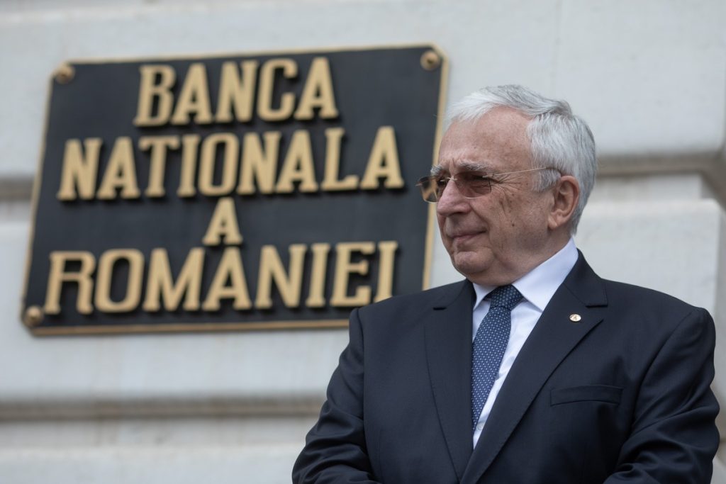 Guvernatorul Băncii Naționale, anunț despre cursul leu-euro: „Îl lăsăm în continuare să fie mai flexibil. Plutește cam pe unde trebuie”