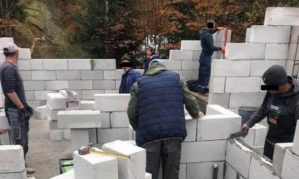 Ce poți construi fără autorizație, doar cu o simplă notificare la Primărie. Ce spune legea care intră în vigoare pe 25 august