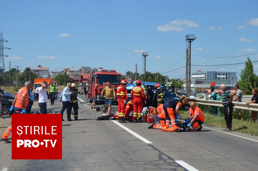 Accident grav în Ianca. Doi oameni au murit și alți trei sunt răniți. Sunt implicați și minori
