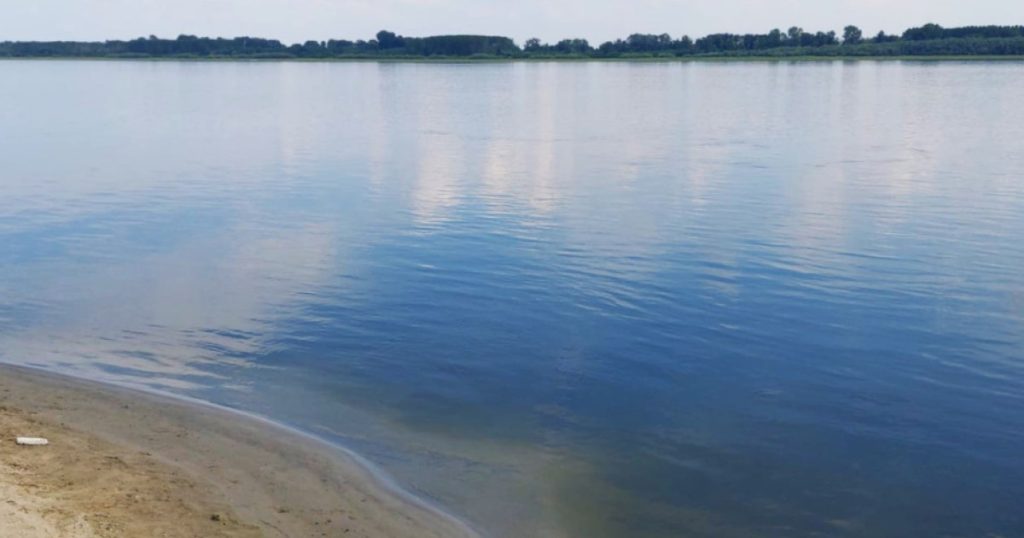 Debitul Dunării la intrarea în ţară va scădea la 1300 mc/s până în 21 august