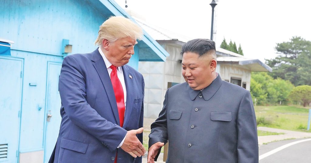 Trump cere oprirea exercițiilor militare cu Seulul: „Am o relație foarte bună cu Kim Jong Un”
