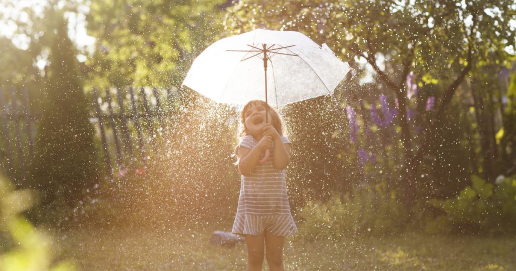 Meteorologii anunță noi episoade de caniculă în următoarele două săptămâni. Când se răcește vremea