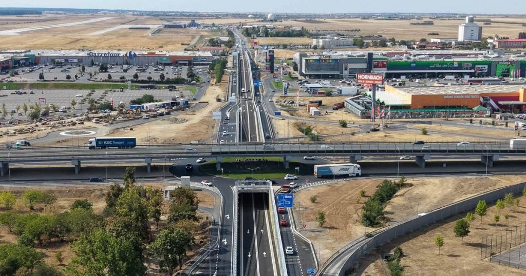 Oradea are două pasaje noi la ieșirea spre Arad. Ilie Bolojan, prezent la inaugurarea investiţiei de 75 de milioane de lei