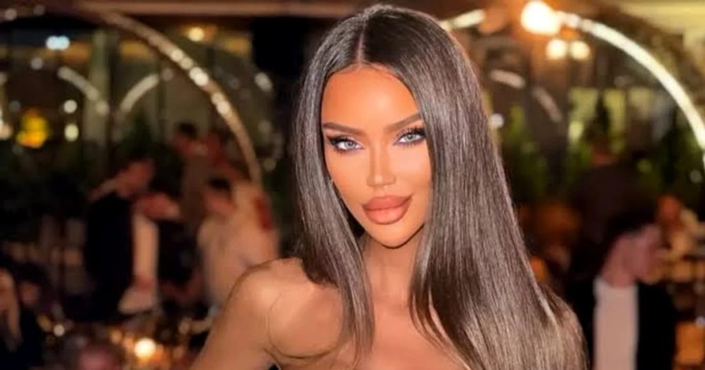 „Sunt incomozi”. Bianca Drăgușanu, decizie neașteptată după ani de operații estetice