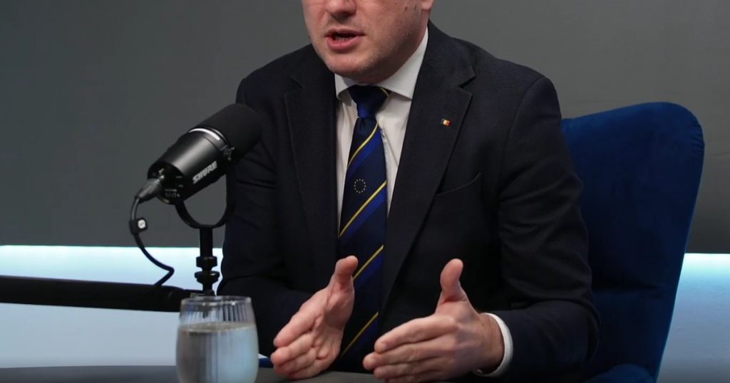 Darău, despre întrevederea dintre Bolojan și șefa CCR: „Coincidență nefericită. În Parlament nu poţi să ascunzi o întâlnire”