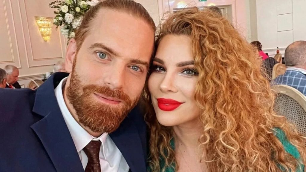 FOTO Alina Laufer răspunde criticilor după ce a apelat la lifting facial, la 43 de ani: "La vârsta pe care o am nu mai pot să arăt ca la 20 de ani"