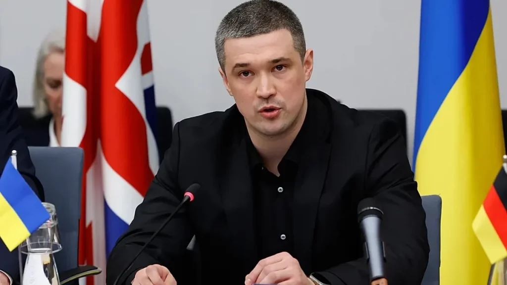 Fostul ministru ucrainean al Apărării, Mykhailo Fedorov, cere organizarea alegerilor în timpul războiului și vorbește despre o „criză sistemică de guvernare”