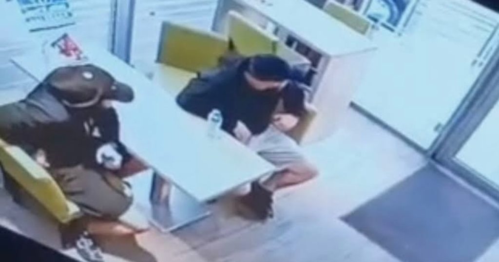 Răfuială într-o benzinărie din Târgu Jiu. Trei indivizi s-au luat la bătaie, unul a folosit o macetă