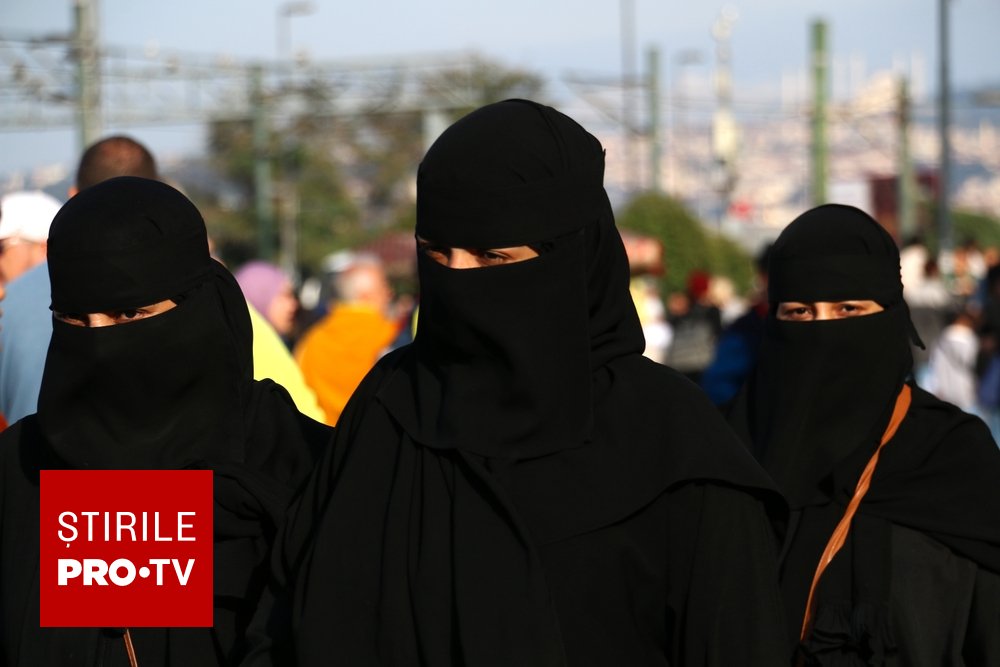 Portugalia a adoptat „legea burqa”. Femeile care își acoperă fața în public riscă amenzi de până la 3.000 de euro