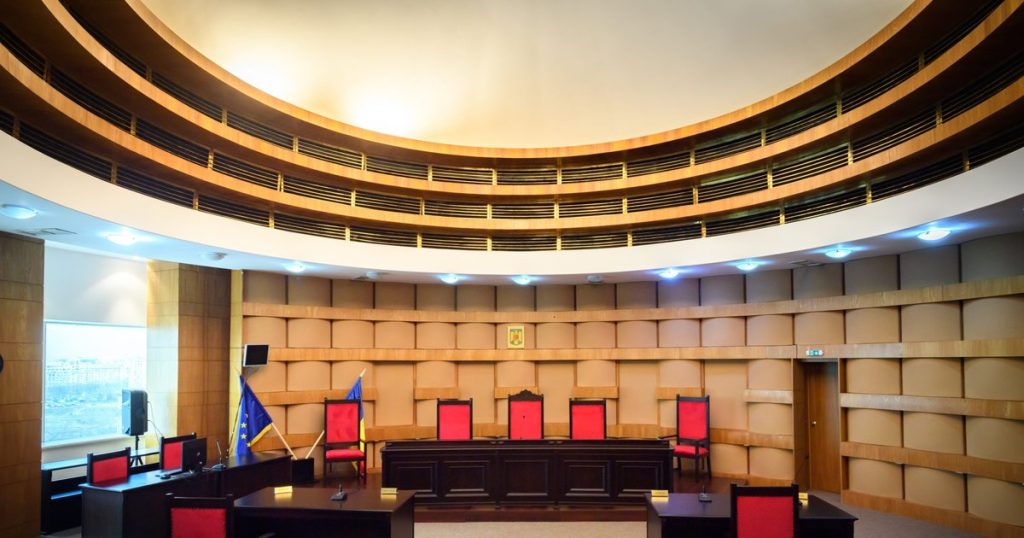 Înalta Curte decide dacă judecătorii își primesc salariile restante. Miza uriașă a procesului