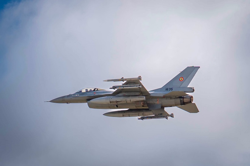 Un F 16 românesc a anihilat o dronă marină în apropierea platormei Neptun Alpha