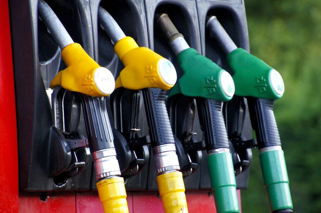 România a înregistrat cea mai mare creștere a prețurilor la carburanți din UE