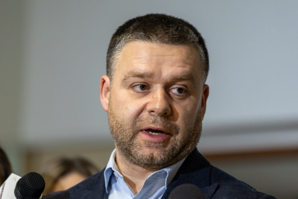 „E loc și pentru croissant”. Primarul Ciprian Ciucu, după remarcile co-fondatorului La Mița Biciclista despre Patiseria Amzei
