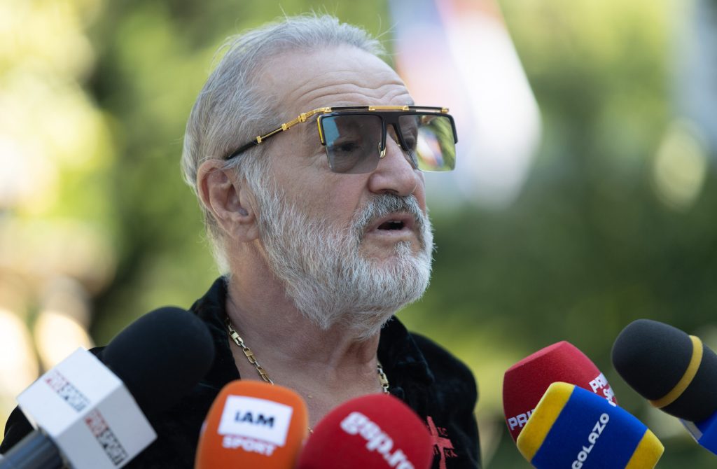 Gheorghe Becali a împărțit 3 milioane de dolari cash. Cine a primit banii