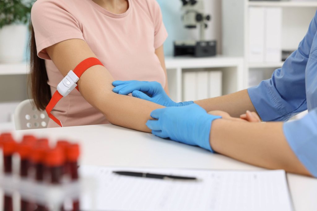 Nu este SF. Americanii încearcă să rezolve criza asistentelor medicale cu ajutorul roboților