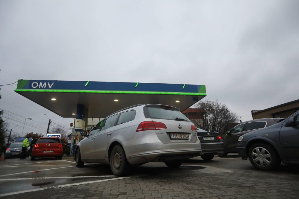 Clasamentul țărilor privind scumpirea benzinei din cauza crizei din Iran. Poziția României este surprinzătoare