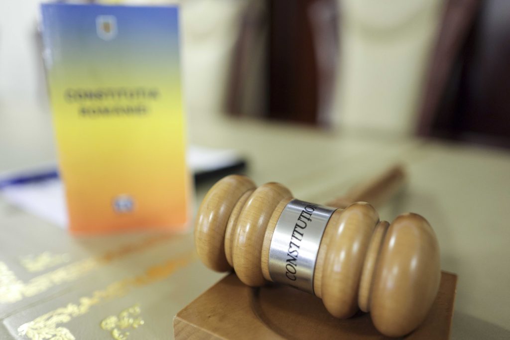 LIVE: Legea integrității, dezbătută în Parlament după decizia CCR / USR propune o soluție pentru ca averile demnitarilor să rămână la vedere după ce CCR a declarat neconstituțională publicarea declarațiilor de avere / PSD vrea să elimine total transparenț