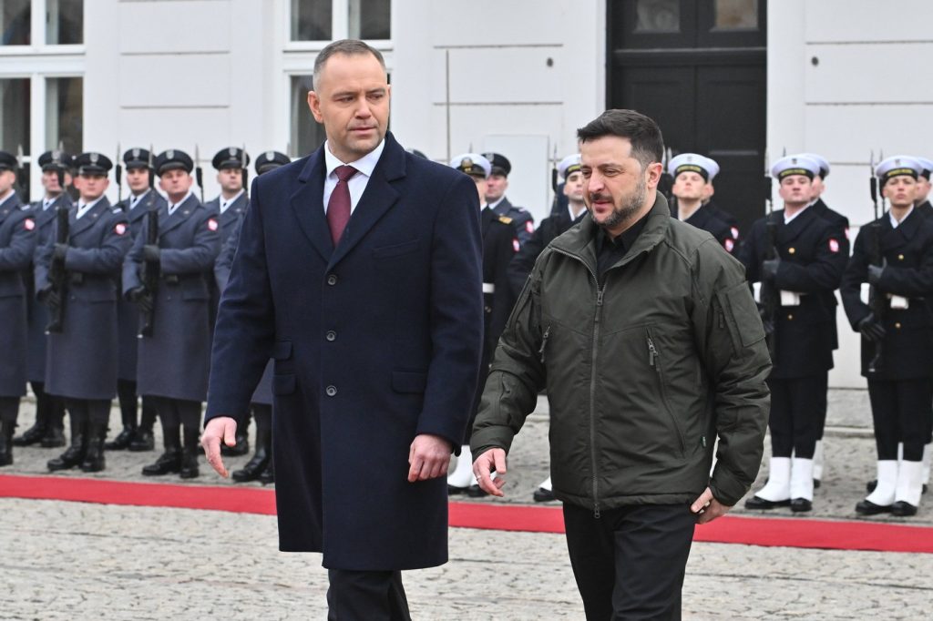 Dispută reaprinsă: Polonia critică „şovinismul” ucrainean, în contextul planurilor Kievului de a ridica un memorial al eroilor naţionali