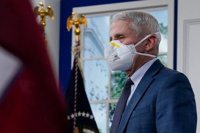 Există dovezi: Fauci știa despre efectele adverse ale vaccinului ”anti-COVID” încă din mai 2021, la două luni după ce The Gateway Pundit a relatat despre catastrofa medicală. ActiveNews, singura publicație din România care a avertizat din primul moment