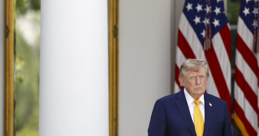 Donald Trump reaprinde controversa: vaccinuri, autism și școlile americane în „alertă” pe tema genului