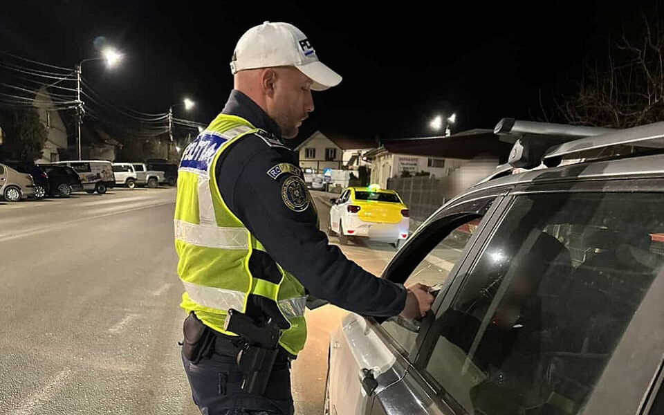 Șofer de 61 de ani, prins cu 0,97 mg/l alcool pur în aerul expirat, la Alba Iulia