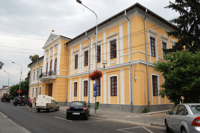 Muzeul Județean Gorj, închis pentru reabilitare