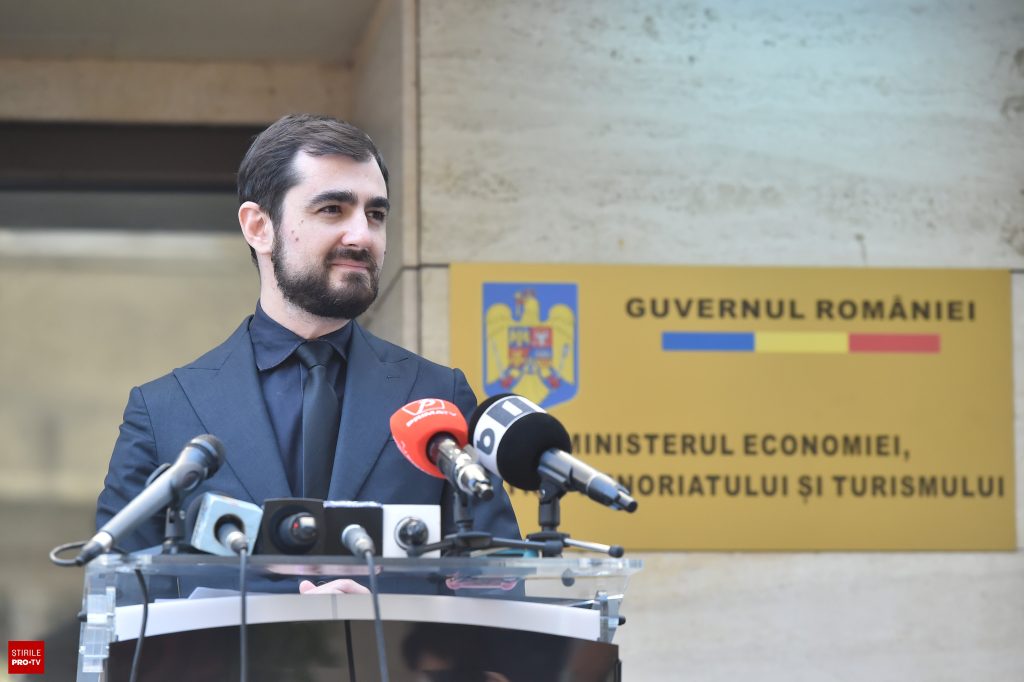 Reacții la Chișinău după numirea lui Claudiu Năsui în Guvern: „Un fel de clismă la mort”