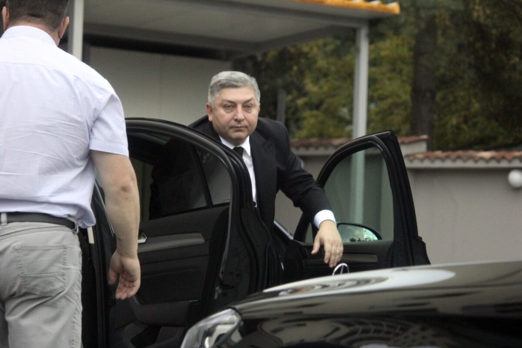 Alin Tișe aruncă bomba în PNL și acuză Guvernul de „o lege mafiotă” făcută pentru a salva „pe cineva”