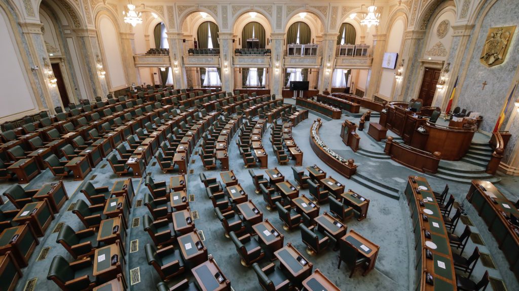 Blocaj în Senat pe examenul de admitere la liceu. Votul ar putea fi reluat în cursul zilei | AUDIO
