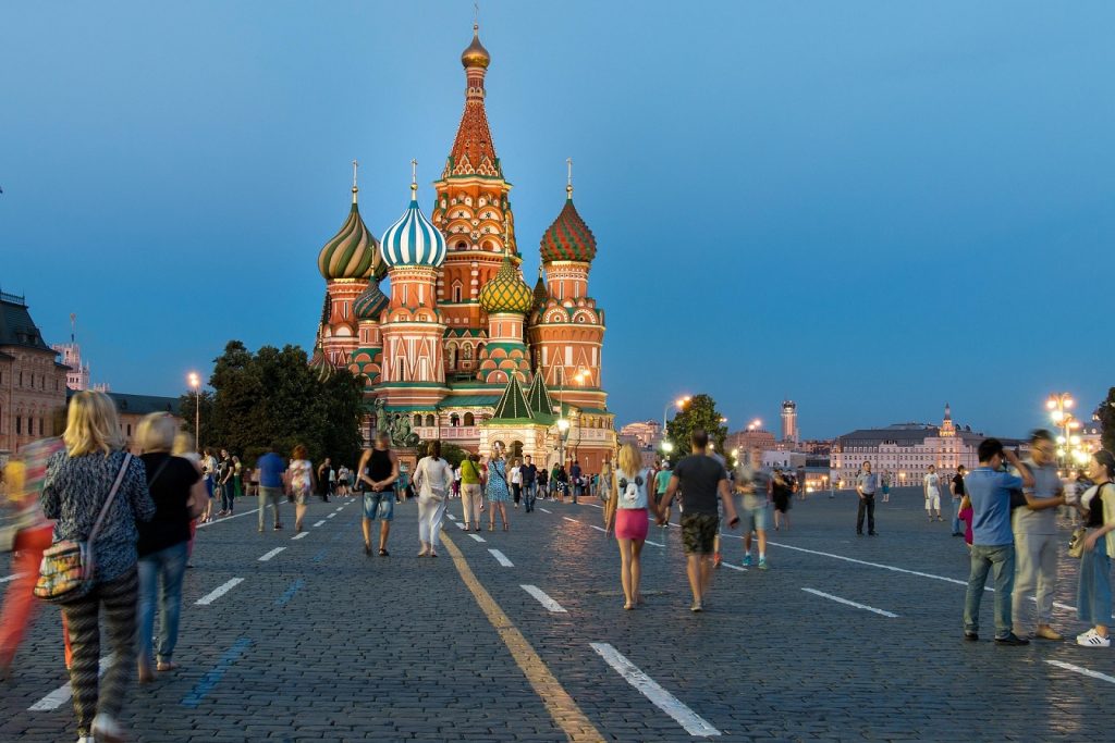 Rusia a declarat persona non grata un angajat al ambasadei României la Moscova
