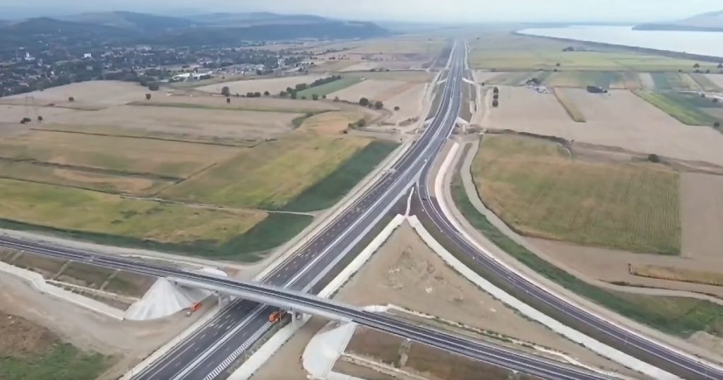 Autostrada A7 se deschide circulației luni pe încă 47 de kilometri, între Adjud și Bacău: „Moldova îşi primeşte autostrada”