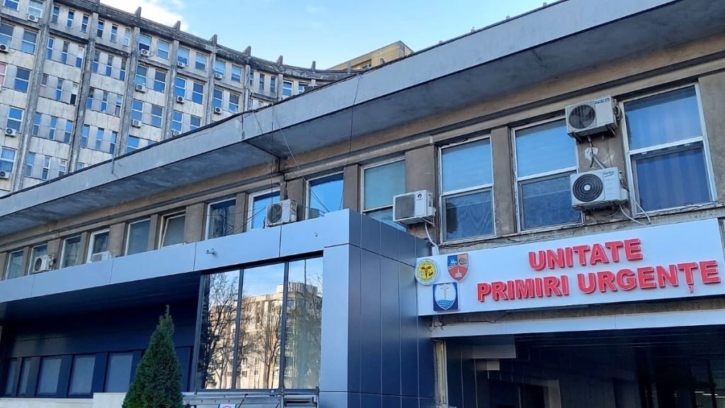 Cinci membri ai echipajului navei care a luat foc în Marea Neagră, evaluați la Spitalul Județean Constanța