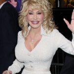 Sora lui Dolly Parton dezvăluie că artista s-a oferit să testeze medicamente experimentale împotriva cancerului înainte de a muri