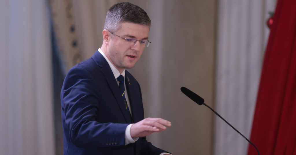 Ministrul Economiei cere o abordare „ca în mediul privat” la Romarm. Darău: „Toată lumea și-ar dori astăzi să facă drone”