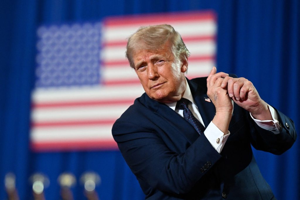 Trump face un clasament al celor mai buni preşedinţi americani şi se pune pe primul loc. „Cel mai mare”