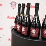 Auchan lansează în exclusivitate spumantele Grenat et Blanc, produse de Domeniile Avereşti pentru fanii FC Rapid