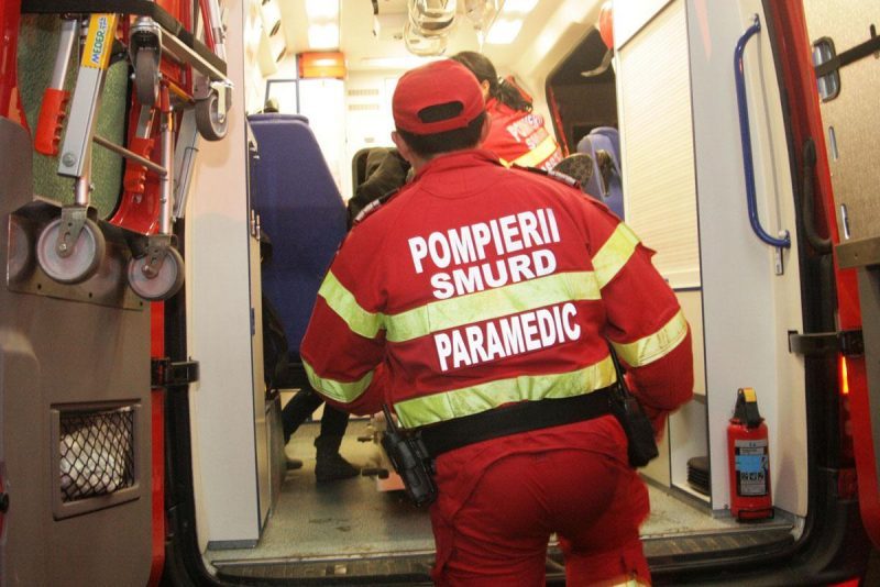 Persoană găsită decedată într-o piscină din comuna Buzoiești