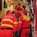 Explozie urmată de incendiu într-un bloc de locuinţe din Galaţi