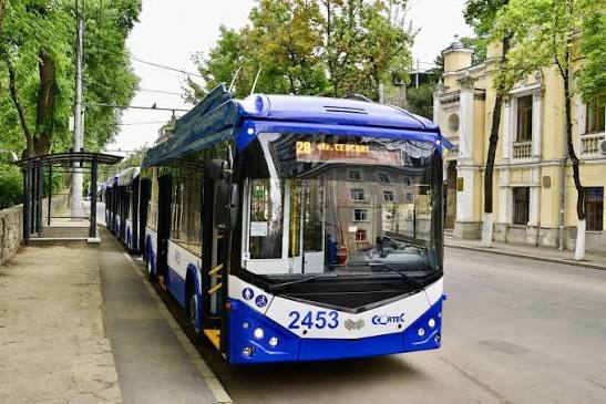 Circulația în centrul capitalei va fi temporar sistată din această seară. Mai multe rute de transport își schimbă itinerarul