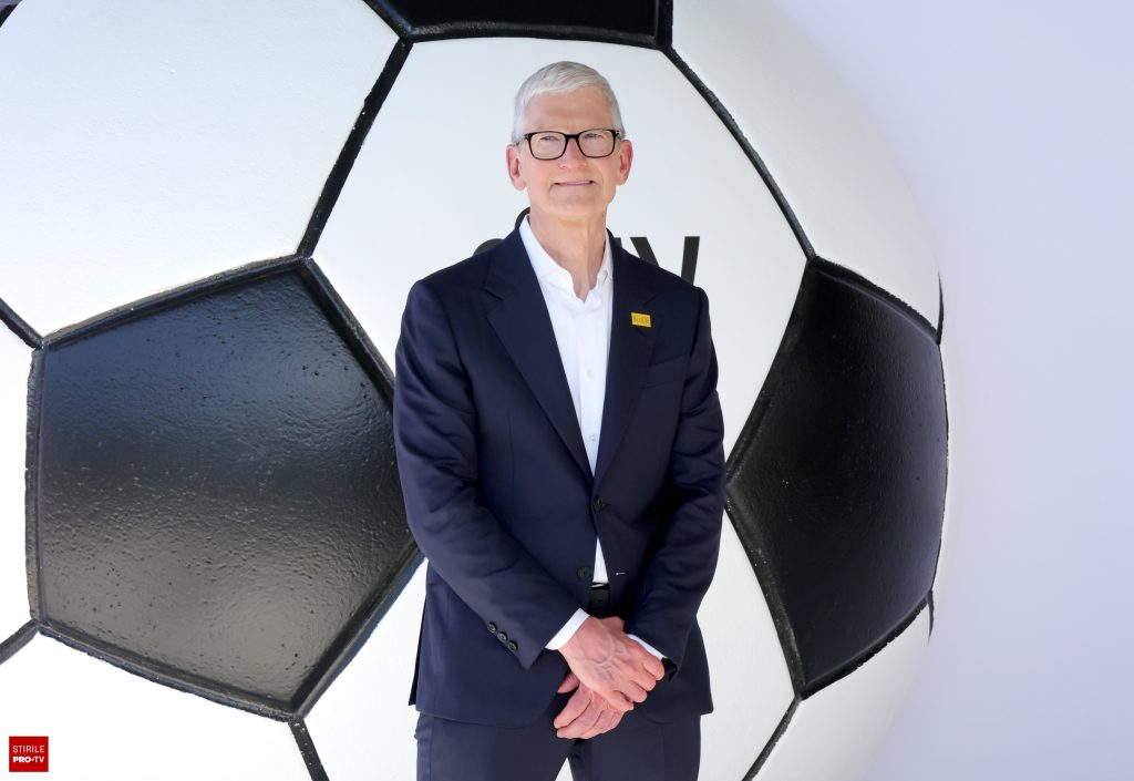 Sfârșitul unei ere la Apple. Tim Cook își încheie mandatul de CEO. Compania a trecut de pragul de 4.000 de miliarde de dolari