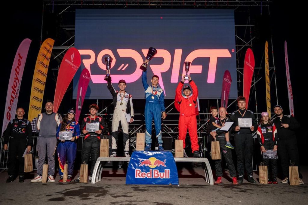 Cine este cel mai tânăr câștigător al Campionatului Național de Drift. Bucureșteanul care a învins pe Transilvania Motor Ring are doar 17 ani