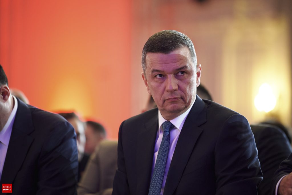 Vicepreședinte PNL: PSD a ajuns să bată din uşă în uşă, să cumpere parlamentari la bucată